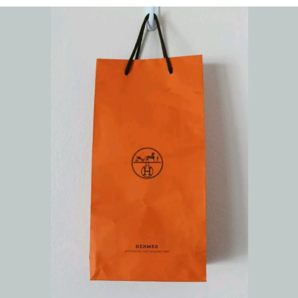 Authentic Hermes Paris Paper Shopping Bag w/‎ rope